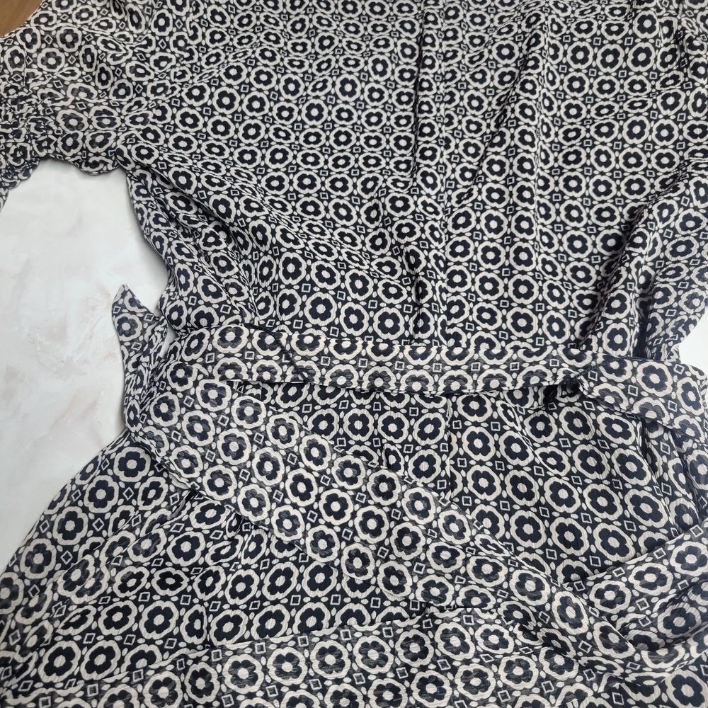 Tommy Hilfiger Wrap Dress Size 2P Gray Black Print Midi Work Office Petite - Picture 4 of 12